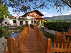 Гостиница Hotel Kärntnerhof & SeeBlick Suiten  Прессеггерзе